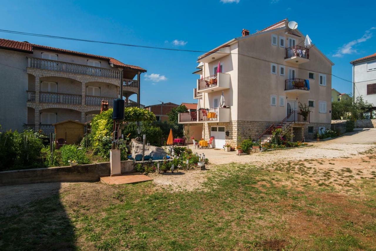 Apartmani Eda Zadar Exterior foto